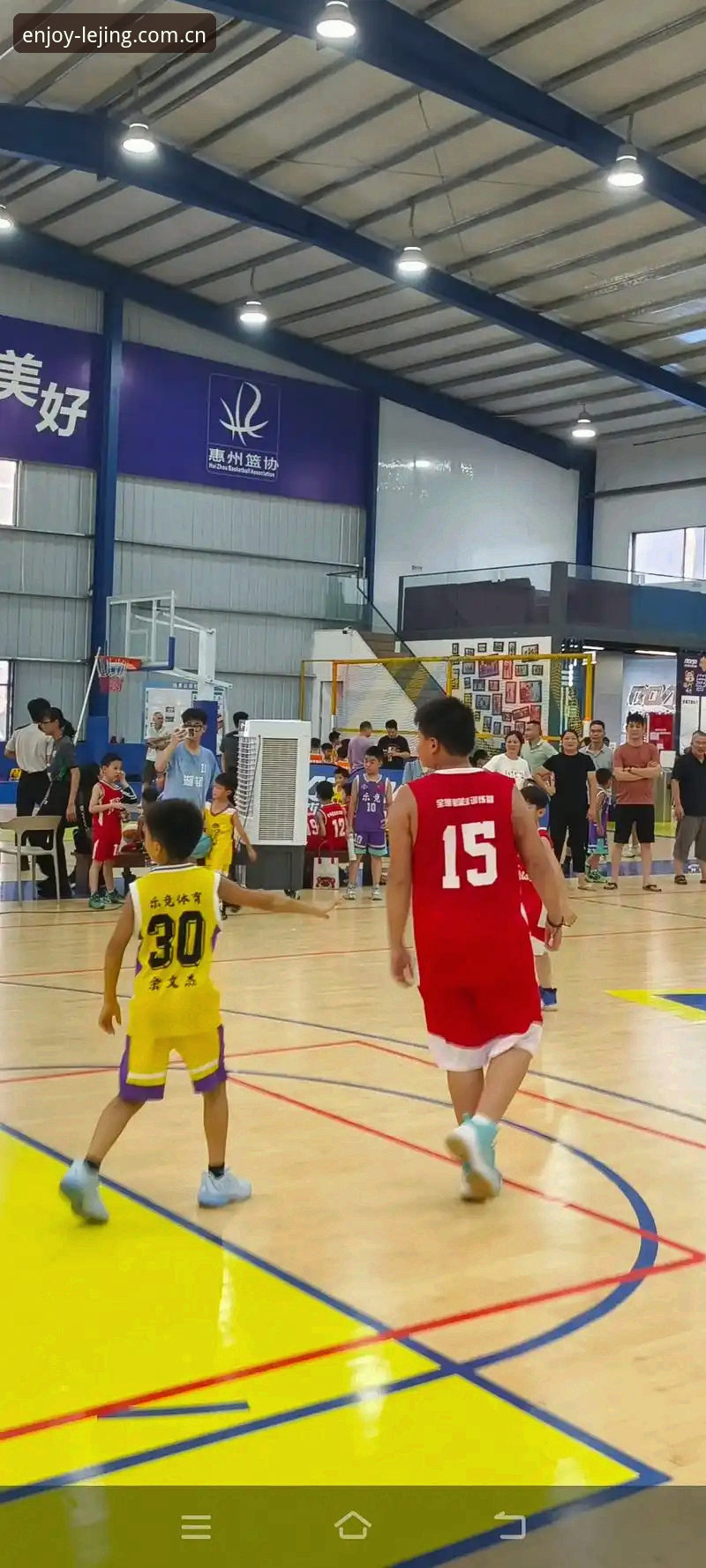 乐竞app怎么样 乐竞体育平台 vs 传统竞猜:新手选择哪个更省心?